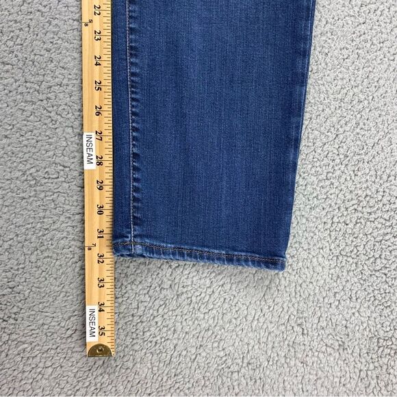 34 Heritage Men's Courage Mid-Rise Straight Jeans  |   Size:  36 - Picture 10 of 15